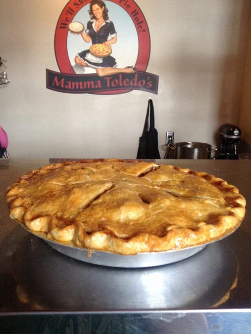 Mamma Toledo ' s Serves: Pie. Menu sample: Brown sugar peach, apple crumb, Key lime, triple chocolate, banana cream, coconut cream. Details: mammatoledos.com .