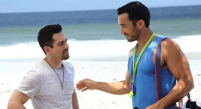 Zequi (Omar Chaparro) and Mario (Aarón Díaz) have a shared history in "No Manches Frida 2."