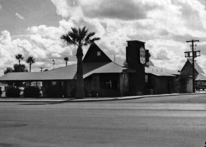 Spinato's original location at 68th Street and McDowell Road in Scottsdale.