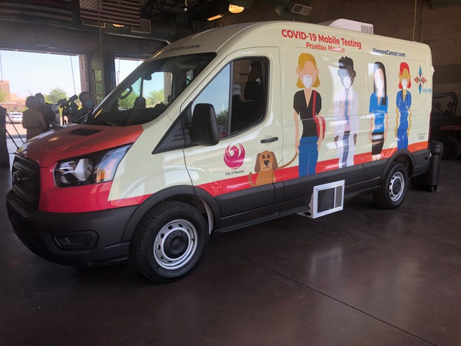 La Ciudad de Phoenix, en asociación con Vincere Cancer Care, presentó una nueva camioneta de pruebas COVID-19 móvil, la primera de su tipo en Arizona como parte del esfuerzo de la ciudad para entregar pruebas COVID-19 gratuitas a comunidades marginadas. La nueva tecnología fue lanzada en una conferencia de prensa en el Fire Training Academy en South Phoenix el 17 de agosto de 2020.