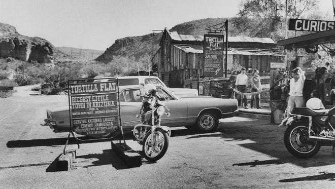 Tortilla Flat fue una parada popular para los automovilistas en 1978, y todavía lo es hoy.
