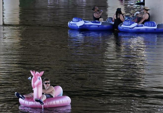Tubers float down the Salt River on May 29, 2021.