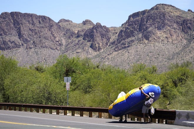 Tubers make their way down the Bush Highway to the lower Salt River on May 29, 2021.