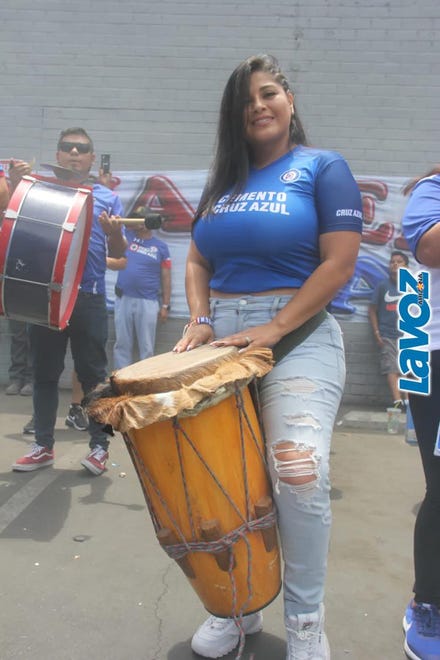 Miles de aficionados de La Máquina abarrotaron el Dignity Health Stadium en Carlson, California, para armar la fiesta en el ‘Campeón de Campeones’, en el que Cruz Azul derrotó a León para convertirse en el monarca absoluto del futbol mexicano.