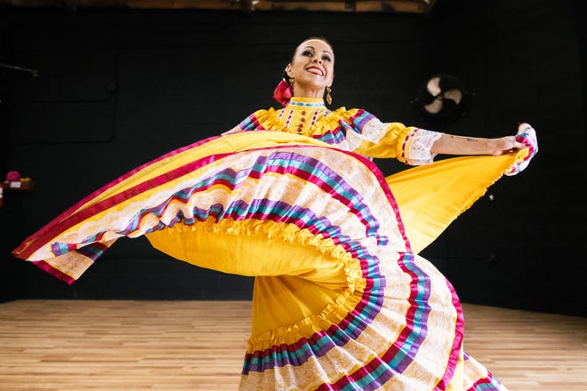 Vanessa Ramírez, fundadora de Quetzalli Ballet Folkórico de Chandler, ha organizado eventos culturales latinos en Arizona por años.