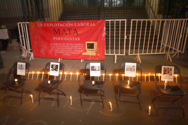 Los cinco  periodistas asesinados en este 2022, estuvieron presentes, de forma simbólica, en la protesta.