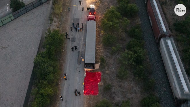 Cincuenta personas fueron encontradas muertas en un trailer en Texas.