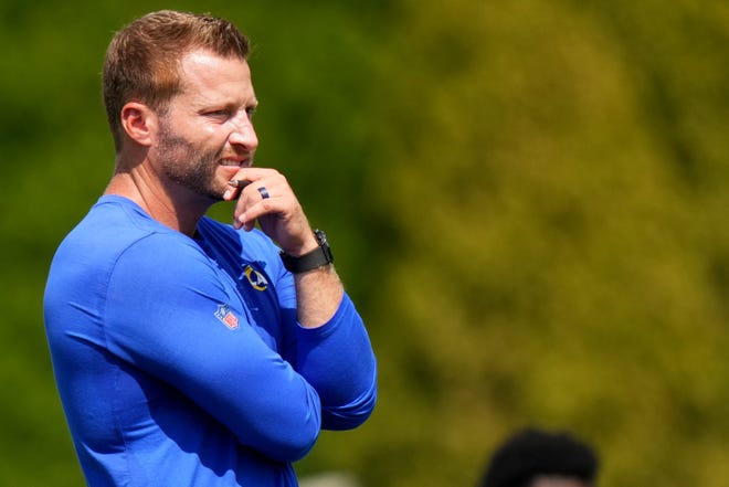 Los Angeles Rams head coach Sean McVay observes during a joint practice with the Cincinnati Bengals, Wednesday, Aug. 24, 2022, at the Paycor Stadium practice fields in Cincinnati.