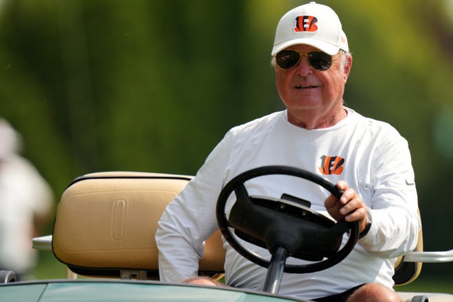 Bengals President Mike Brown drives his golf cart for a better view during a joint practice with the Los Angeles Rams, Wednesday, Aug. 24, 2022, in Cincinnati.